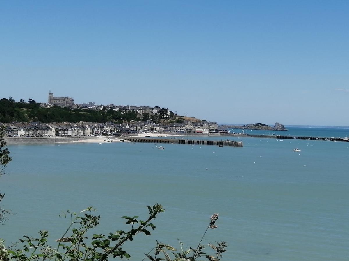 Gite "L'Escapade Marine" Appartement Cancale Buitenkant foto